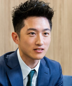川下巧